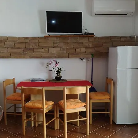 Apartman In 7027 Orebic